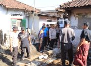 Peduli Masyarakat Kurang Mampu, Polresta Mataram Lakukan Bedah Rumah di Lingsar