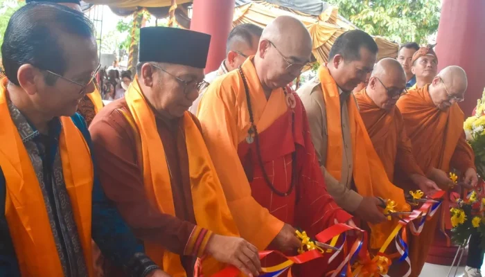 Keberagamaan yang Harmonis, 2 Vihara di Desa Lenek Lombok Utara diresmikan