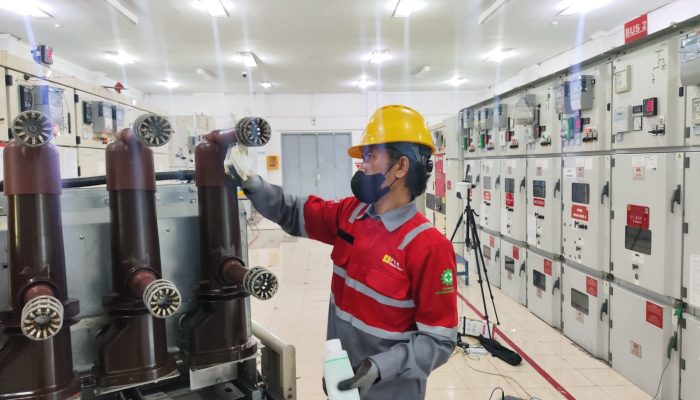 PLN NTB Tegaskan Komitmen Keandalan Listrik Ramadan melalui Pemeliharaan Preventif