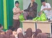 Semarak Penutupan PANJI Ramadhan di MTsN 2 Lombok Barat: Tanamkan Nilai Qonaah Lewat Ceramah dan Kuis Interaktif