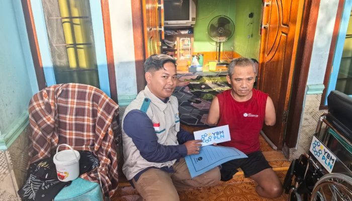 PLN UIW NTB Salurkan Bantuan untuk Guru Ngaji dan Penyandang Disabilitas di Lombok